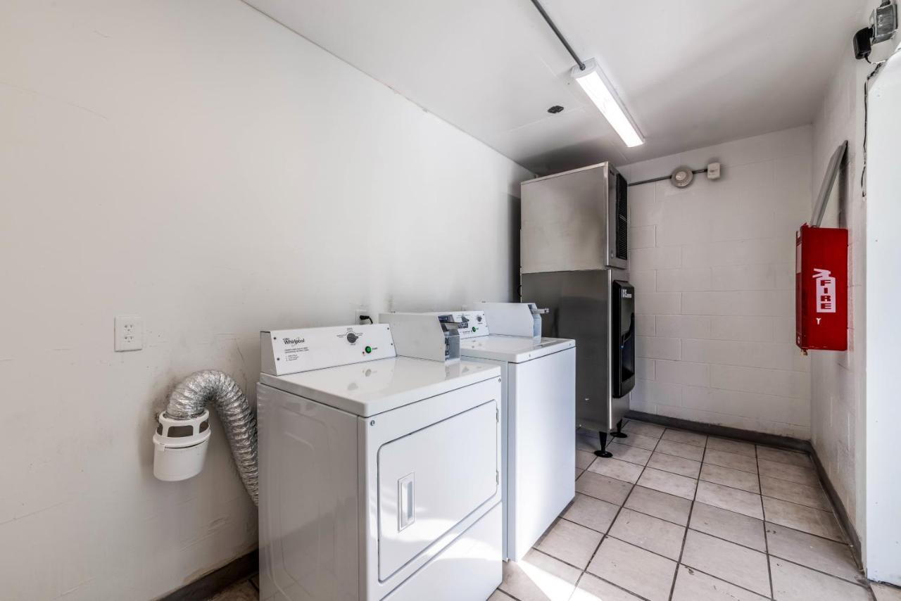Quality Inn Asheboro Bagian luar foto